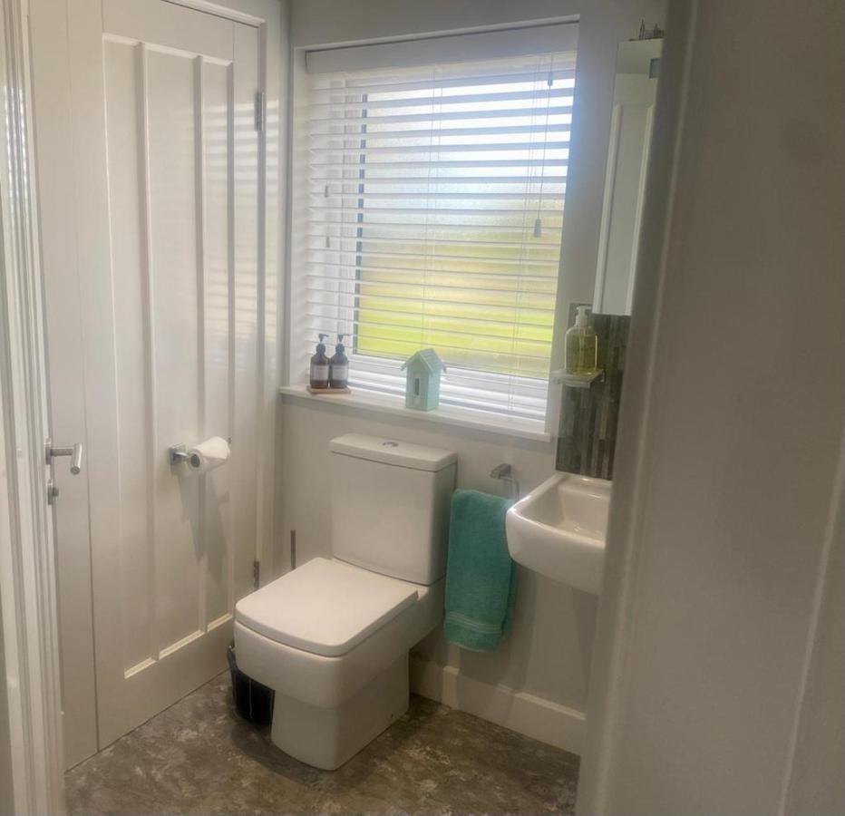 2 Bedroom Cottage Sleeps 4, With Pool Use, Sennen Exterior photo