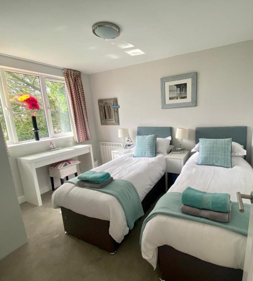 2 Bedroom Cottage Sleeps 4, With Pool Use, Sennen Exterior photo